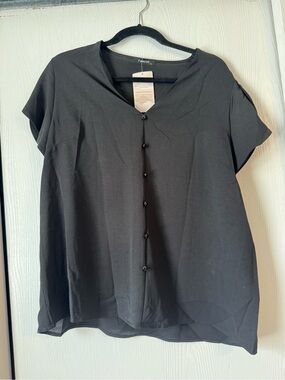 Black Button-Front Short Sleeve Women's Top